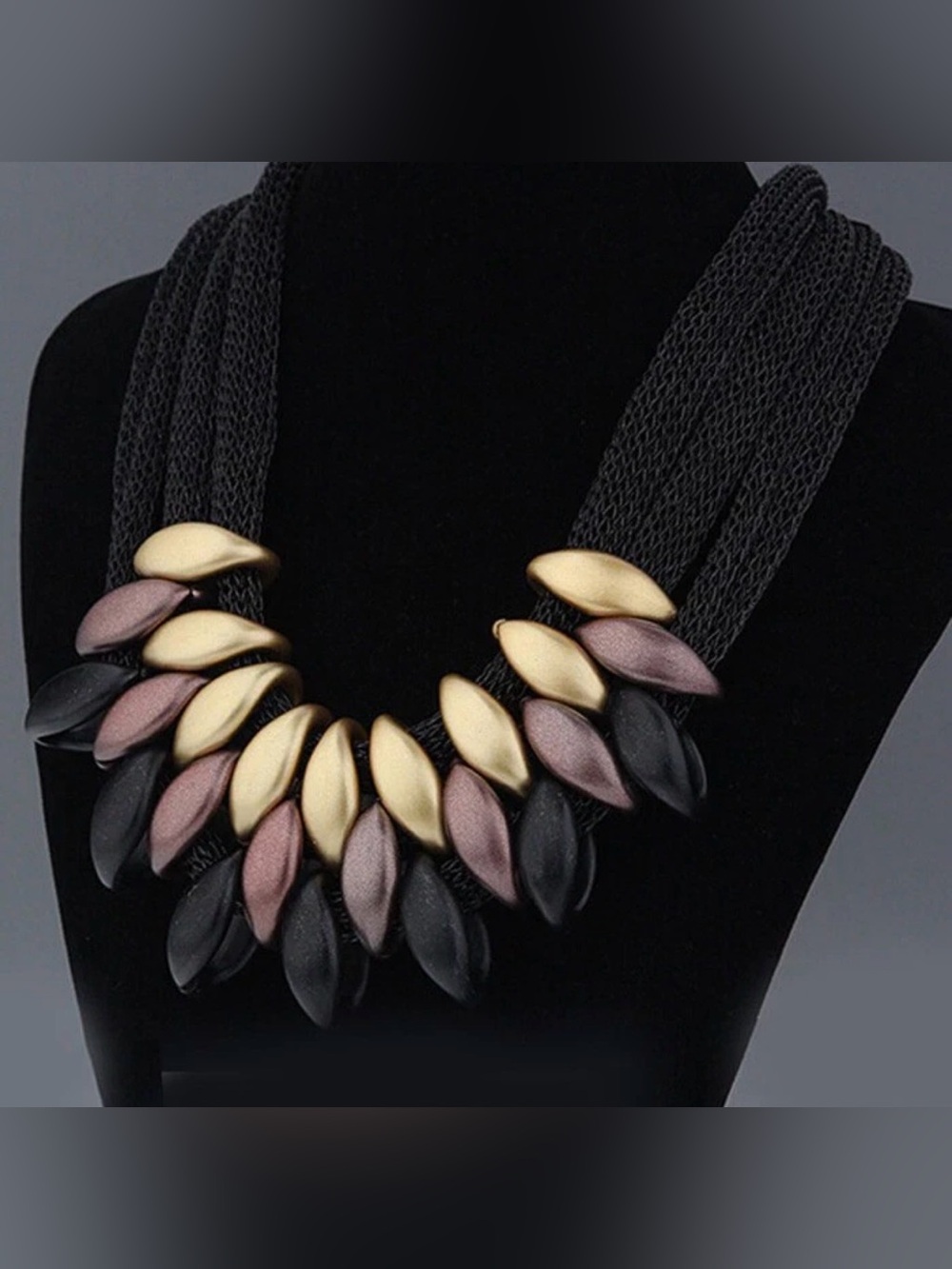 Women’s Chunky Statement Necklace